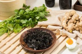 枇杷膏怎么熬制 老少皆宜的清肺热滋补中医美食