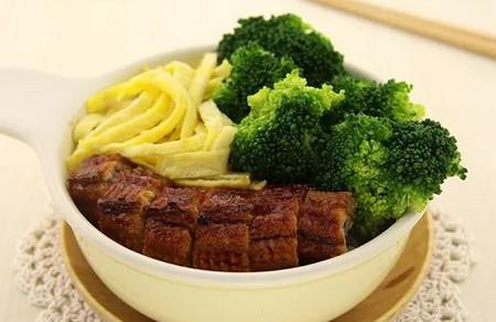 省事又够营养，10分钟就能搞定的孕妇餐