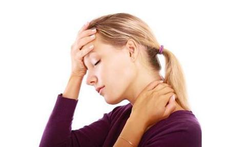 来月经头疼是怎么回事 经期头疼是正常现象吗？