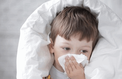 孩子中招咳咳咳不停，不要马上就喂药！