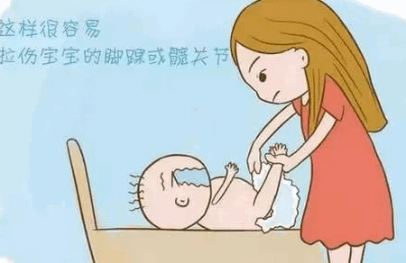 注意！给宝宝换纸尿裤这5个错误，你可能每天都在犯！