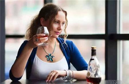 女人喝酒对怀孕有影响吗 酒后应该怎么补救？