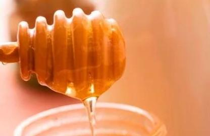 感冒时，别再吃这五种食物了，会让病情加重！