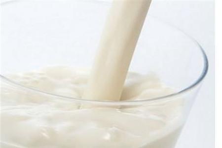 为什么母乳里有絮状物 这些因素要知晓