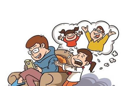 低头族父母会给孩子带来很大的伤害！