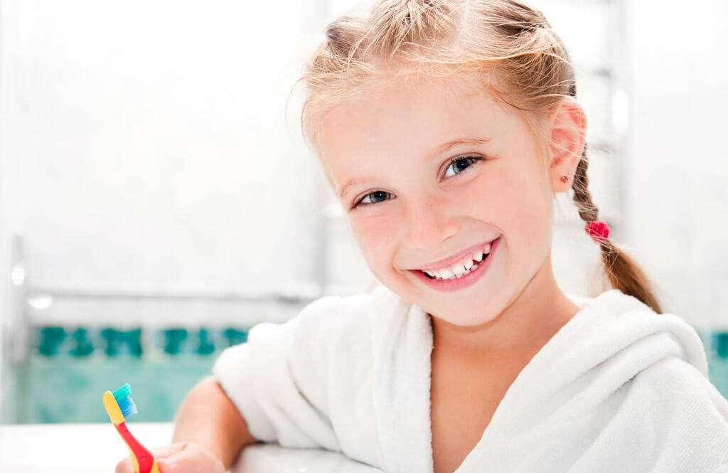 怎样预防儿童蛀牙 保护孩子牙齿，这样做！