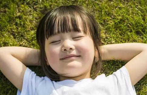 请别再误解内向的小孩！家长必看