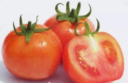 空腹吃这10种食物严重影响宝宝健康！