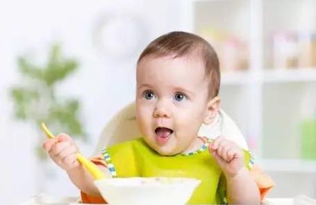 1岁以内，坚决不能给宝宝喂这些食物！