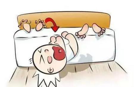 孩子掉床不可忽视，前期预防工作要做好！