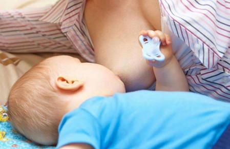 母乳妈妈冬季喝什么汤既能暖胃还能催奶？