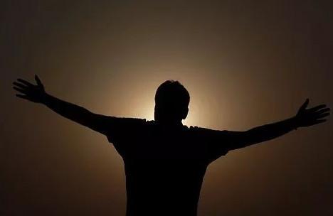 成不了“别人家的孩子”，父母就没有责任了吗？