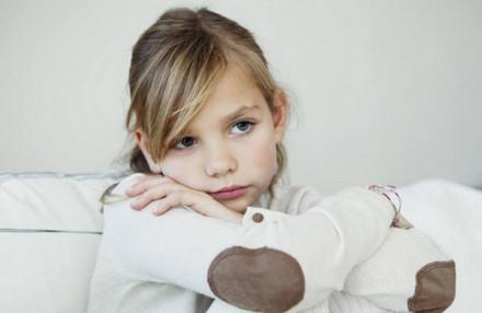 全职妈妈带出来的孩子会比双职工家庭孩子差吗？
