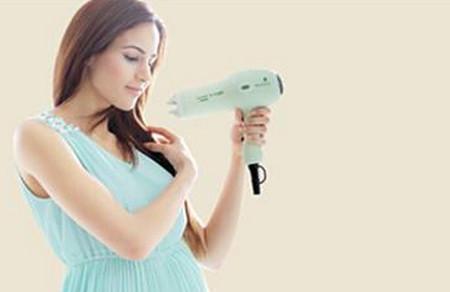 孕期使用吹风机别随意，否则会导致胎儿畸形！