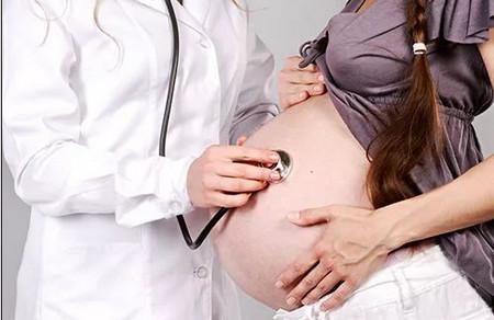 女人在怀孕之后多久可以做第一次B超检查？
