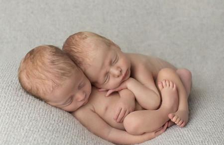 如何怀上双胞胎？双胞胎有什么前兆？