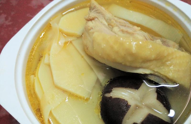 香菇竹笋炖鸡汤 消脂清肠的养生汤
