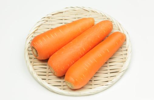 胡萝卜生吃好吗 怎么吃最营养