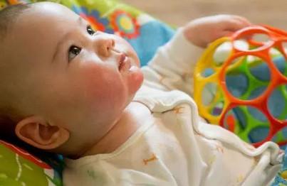 玩具对宝宝的人生意义？宝宝越玩越聪明的21种玩具