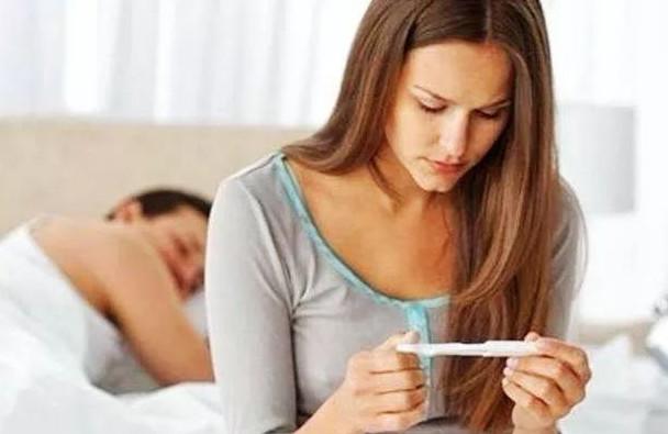 怀孕8个月，肚子却变小了？医生是这样解释的！