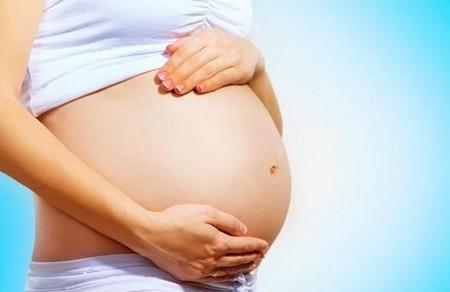 怀孕还爱化妆？哪些化妆品准妈妈绝对不能碰？