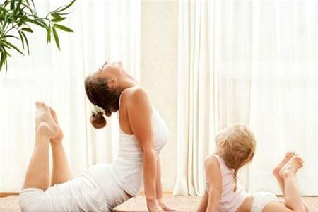 产后健身好还是瑜伽好 健身瑜伽要分清