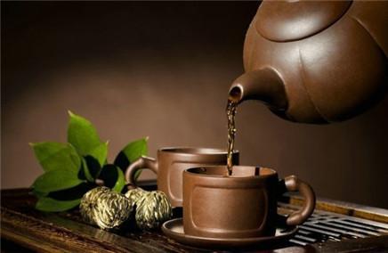 乳腺囊肿可以喝茶叶吗 喝茶到底有利还是有害？