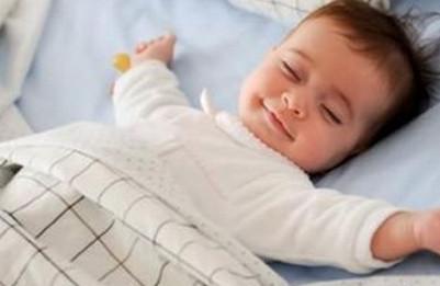 婴幼儿睡眠，这10件事家长要知道！
