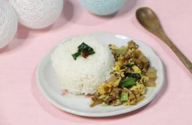 蛋炒洋葱牛肉的做法，补充维C、提高抵抗力！