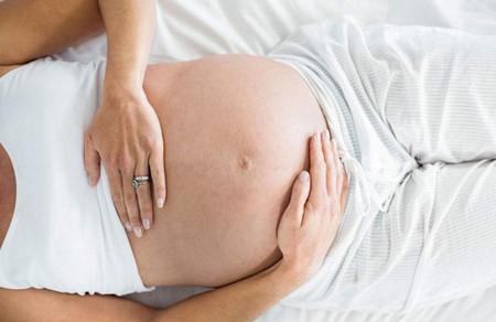 生孩子真的会很痛，如何减弱分娩过程中的阵痛？