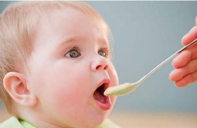 宝宝的辅食喂养你们真的懂吗？千万不要让宝宝吃这些！