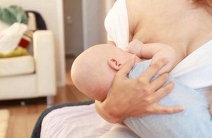 哺乳期哪些错误不能犯，乳房变成“大小奶”好难看！