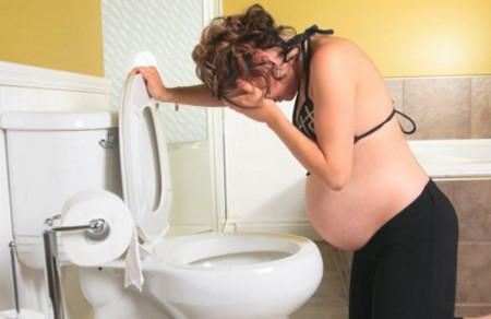 孕期“见红”就是流产吗？孕早期出血是怎么回事？