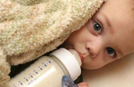 不吃母乳也能长大，为什么要坚持母喂宝宝？