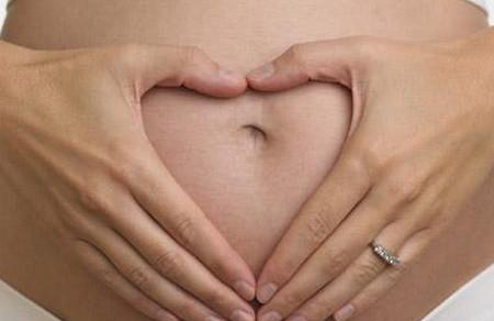 什么因素会影响胎儿发育？这样做的准妈妈难辞其咎