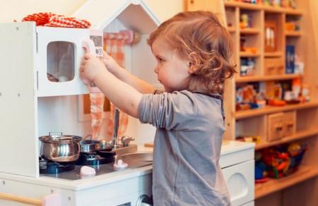 如何在公共场合管教熊孩子？