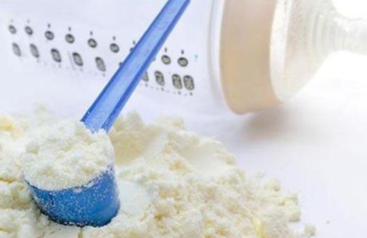 国家市场监管总局抽检105家奶粉企业 仅一家不合格
