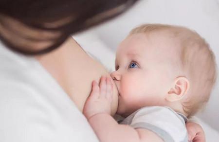 母乳性黄疸是怎么回事？