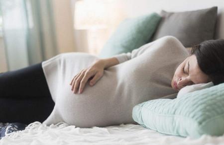 为什么有的孕妈会经常失眠？有的孕妈觉得自己根本睡不够？