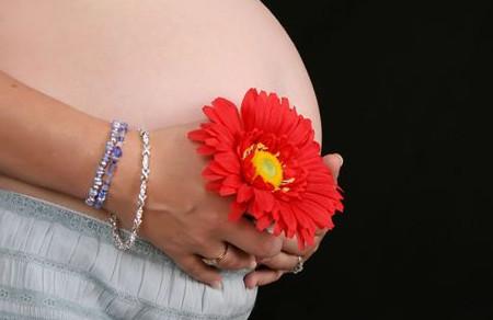 孕妈妈睡姿不正确对胎儿有什么影响？