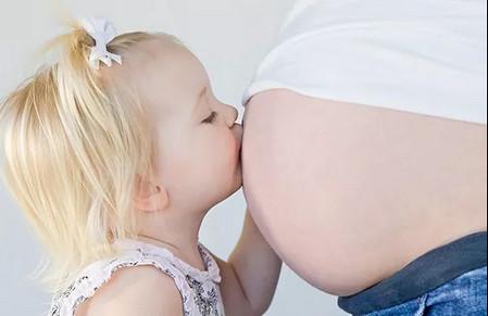 孕妇吃什么宝宝皮肤白？多吃这3类食物效果佳！