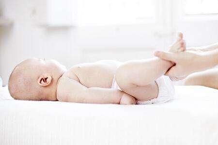 宝宝攒肚子怎么办