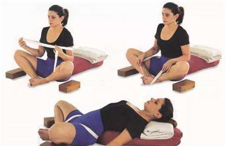 适合经期做的瑜伽动作图片 6大瑜伽动作帮你缓解痛经