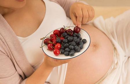 孕期控制饮食很重要，该怎么吃？