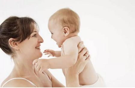 宝宝受到惊吓怎么办？应该如何护理？