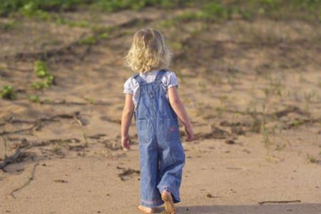 造成孩子“偷窃”的真正原因是什么？如何正确引导？