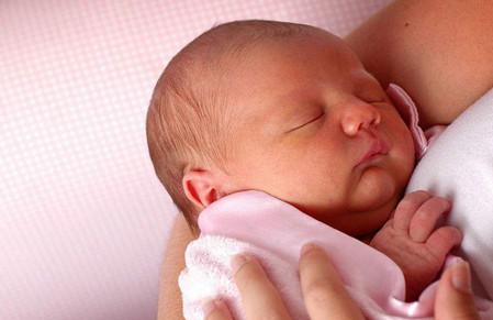 照顾新生宝宝，这3个护理要点你学会了吗？