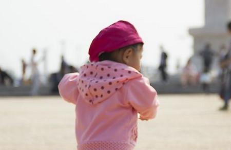 小孩该不该报早教班、兴趣班？