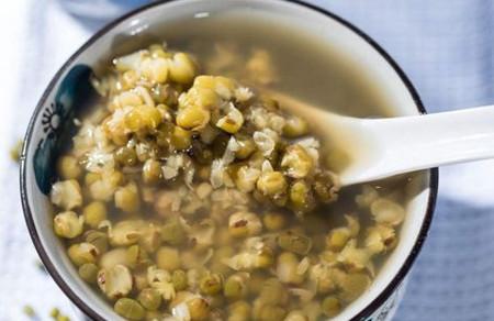 宝宝夏天解暑能喝绿豆汤吗