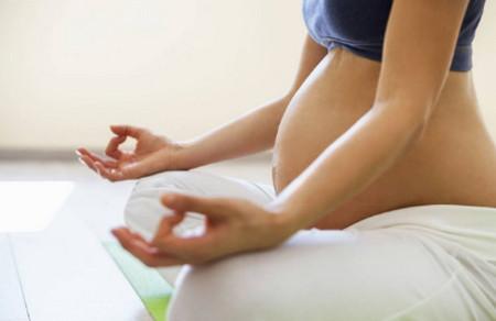 孕期做四维，该如何让胎宝宝乖乖配合？